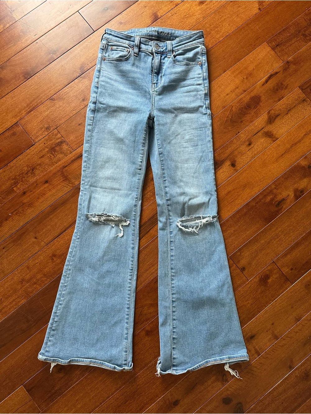 American Eagle Light Blue Distressed Flare Jeans - Women